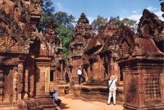 Angkor Stopover 2D/1N Tour Package