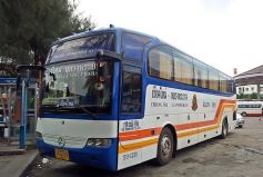 Sleeping Bus From LPQ to Huay Xay, Chiang Rai or Chiang Mai Thailand 